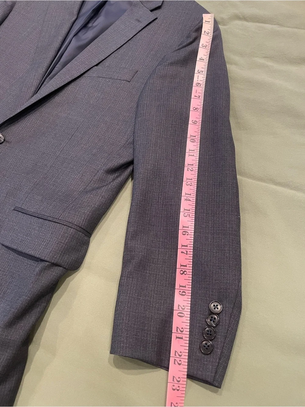Jos. A. Bank Men's Dark Gray Slim Fit 41R Two-Button Suit 35W